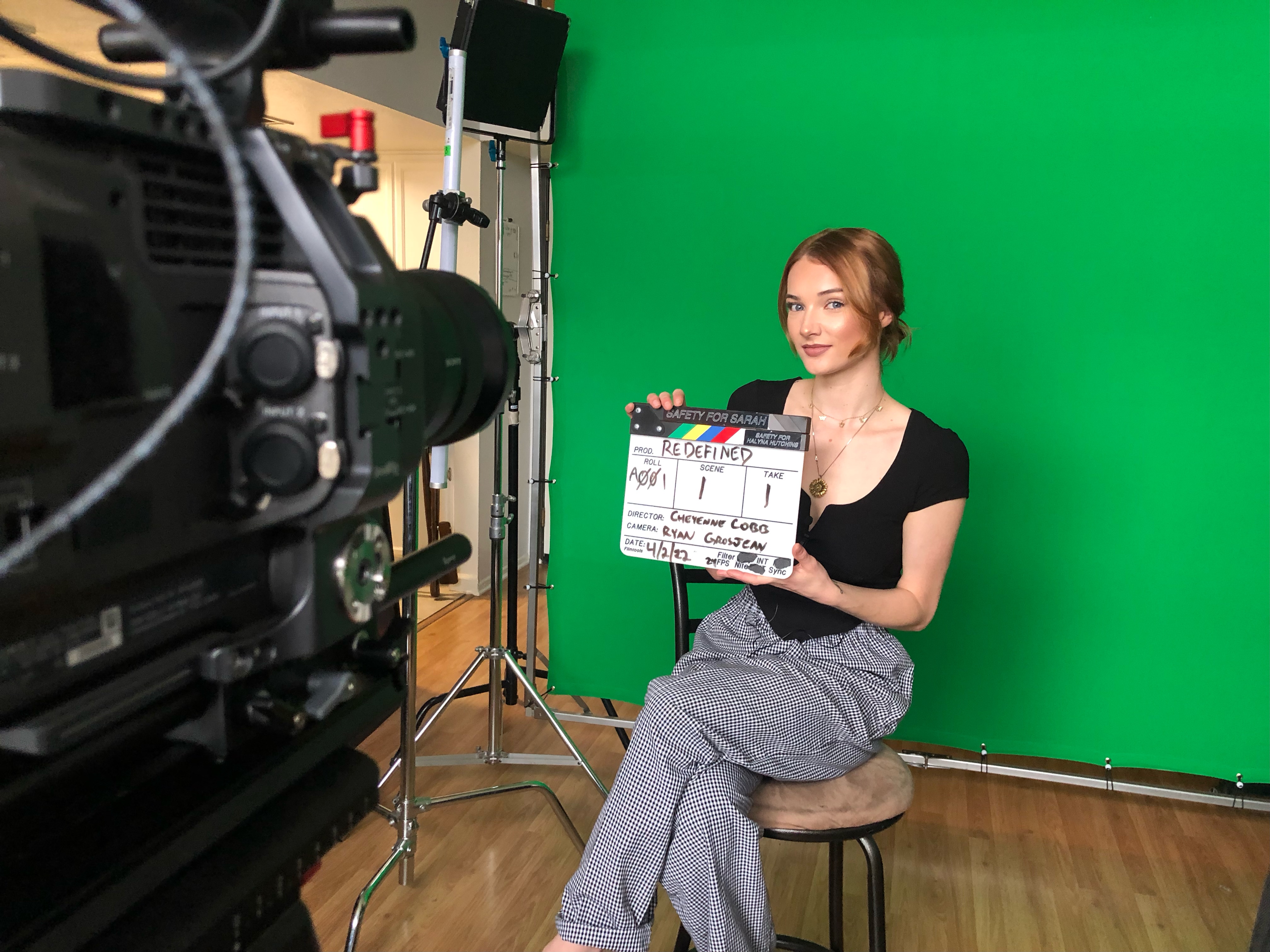 Cheyenne Cobb on-set